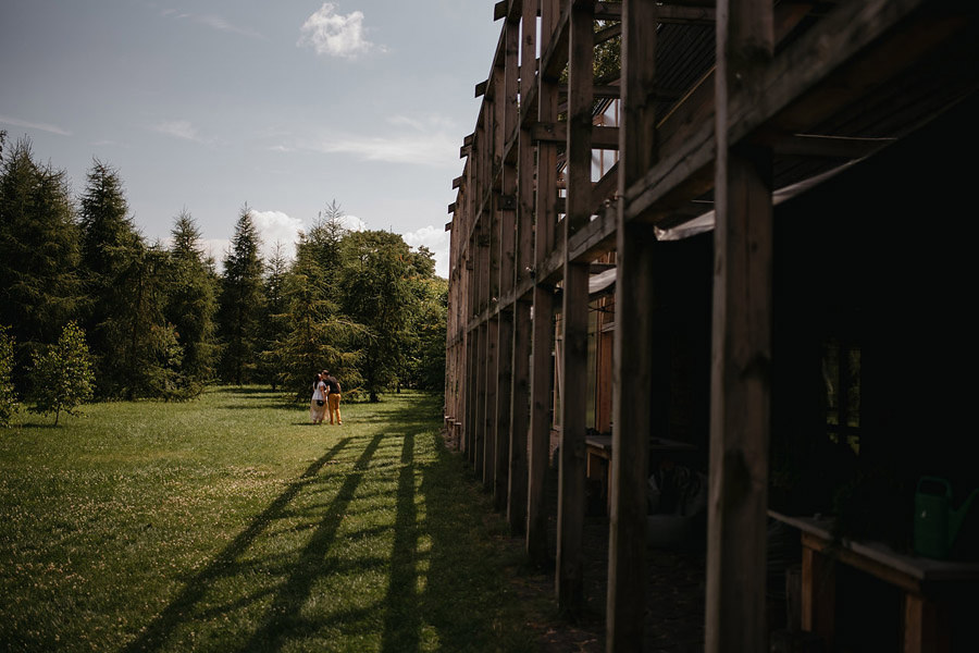 para młoda stodoła wszystkich świętych