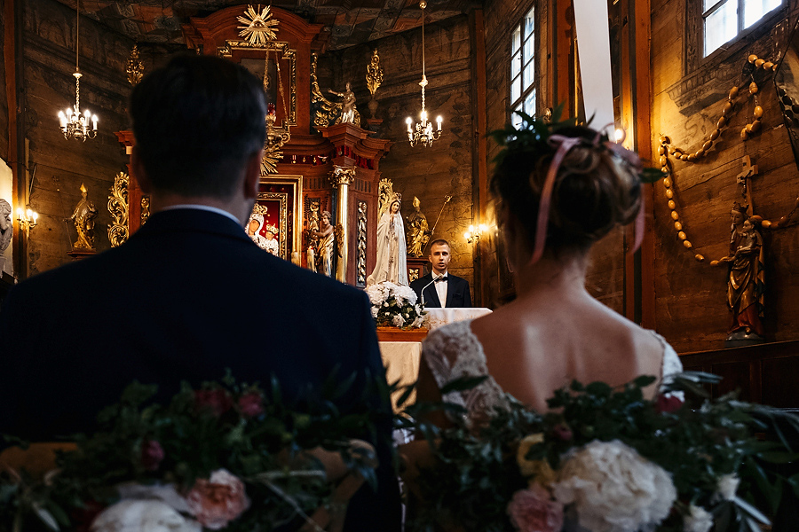kosciol w modlnicy wejscie na slub