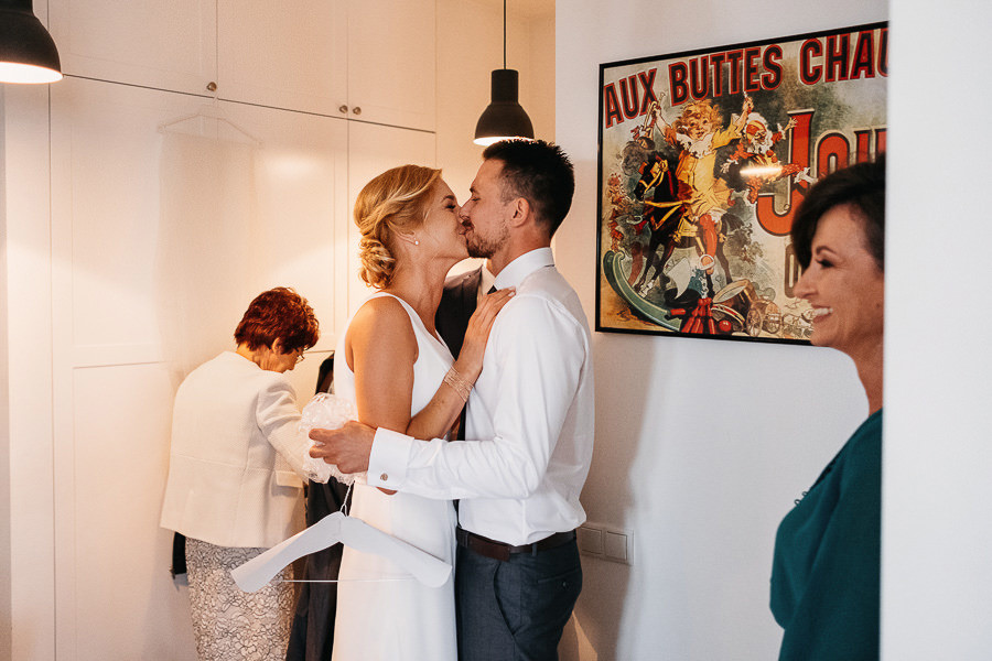 first look pocalunek