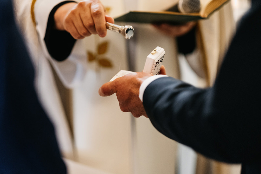 bardzo emocjonalna ceremonia ślubna