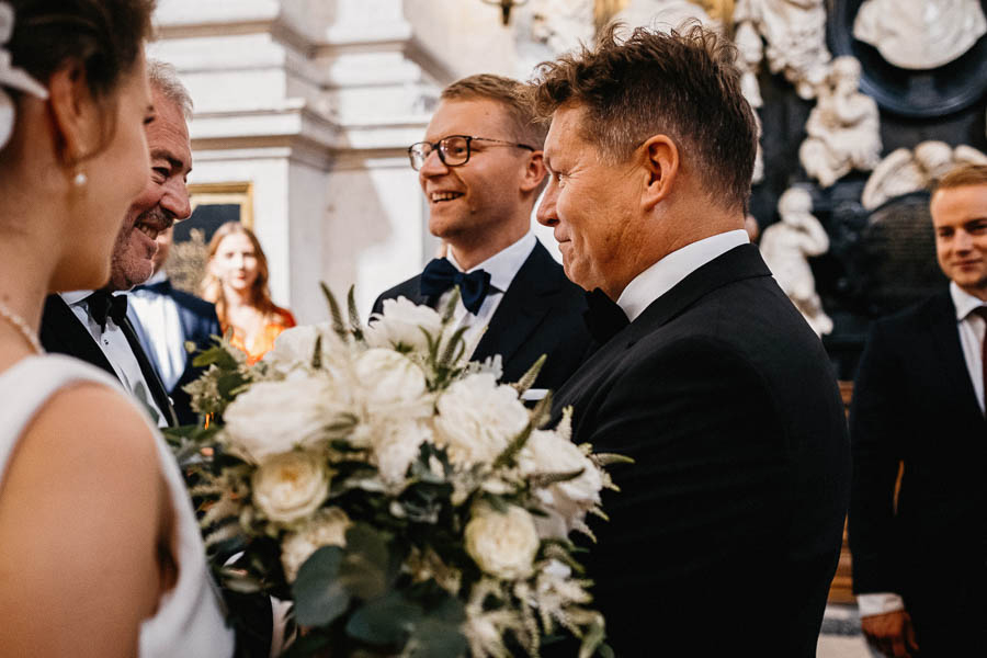 romantyczne wesele pod namiotem