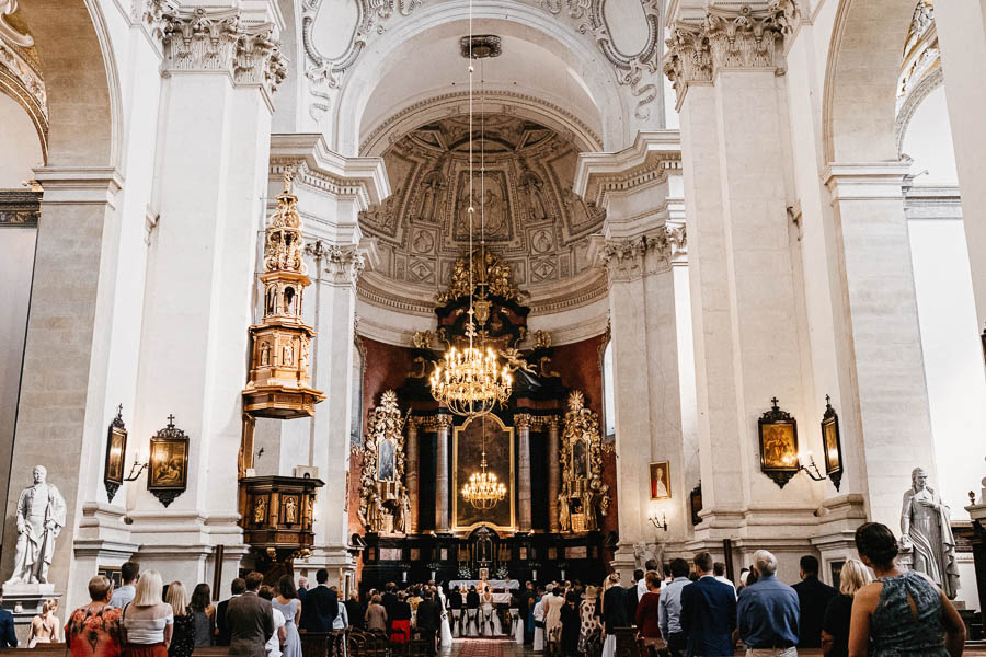 romantyczne wesele pod namiotem