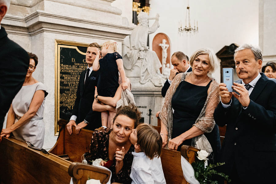 romantyczne wesele pod namiotem