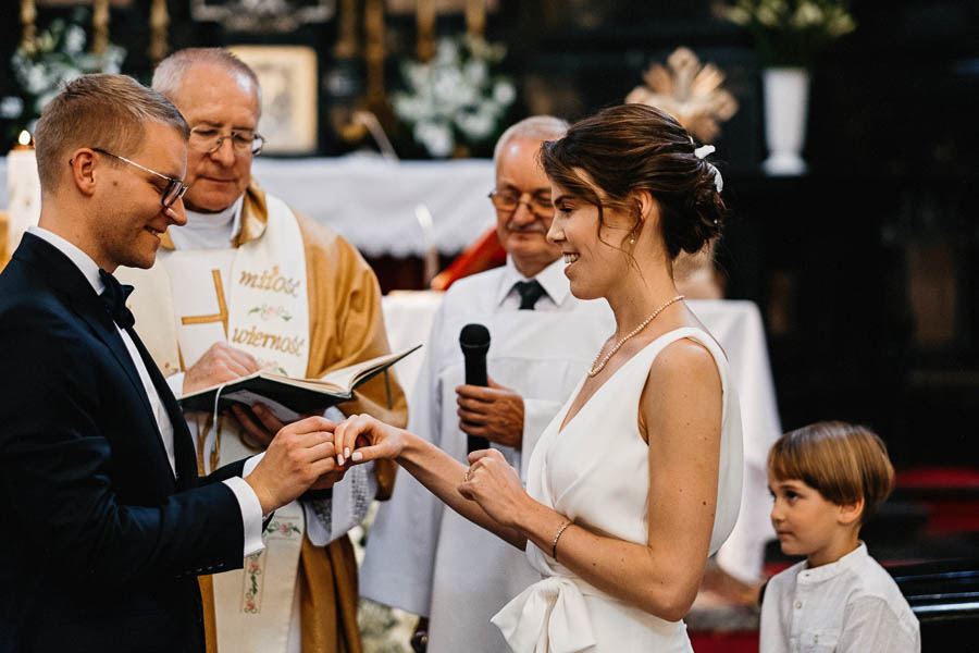 romantyczne wesele pod namiotem