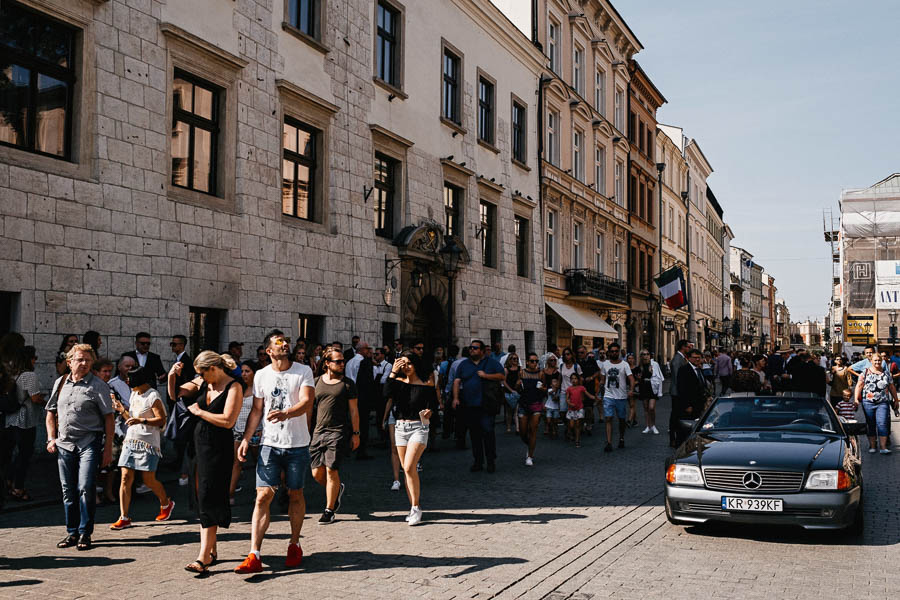 romantyczne wesele pod namiotem
