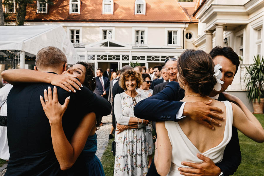 romantyczne wesele pod namiotem
