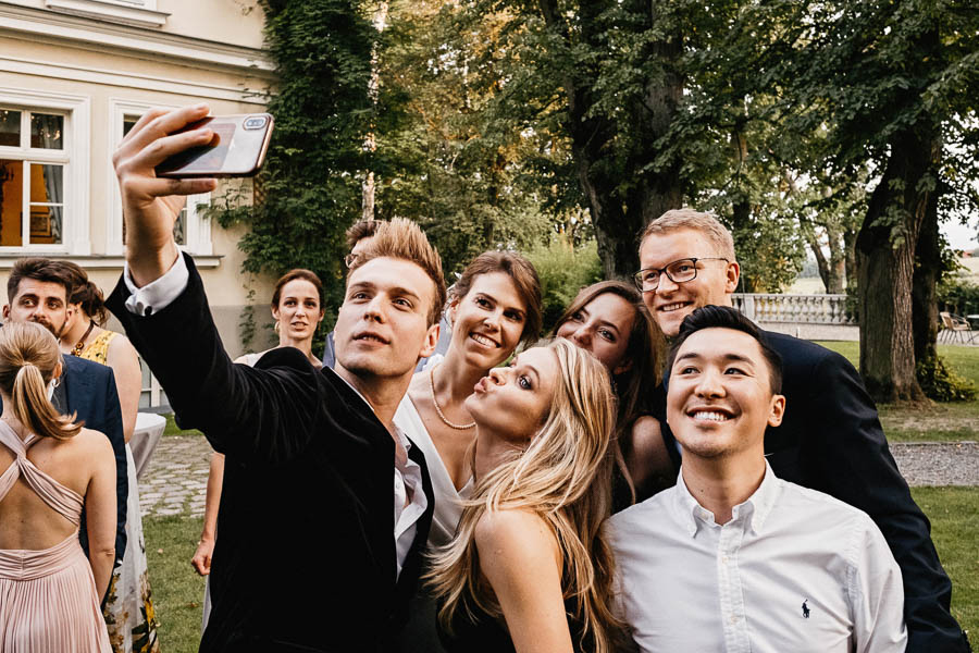 romantyczne wesele pod namiotem