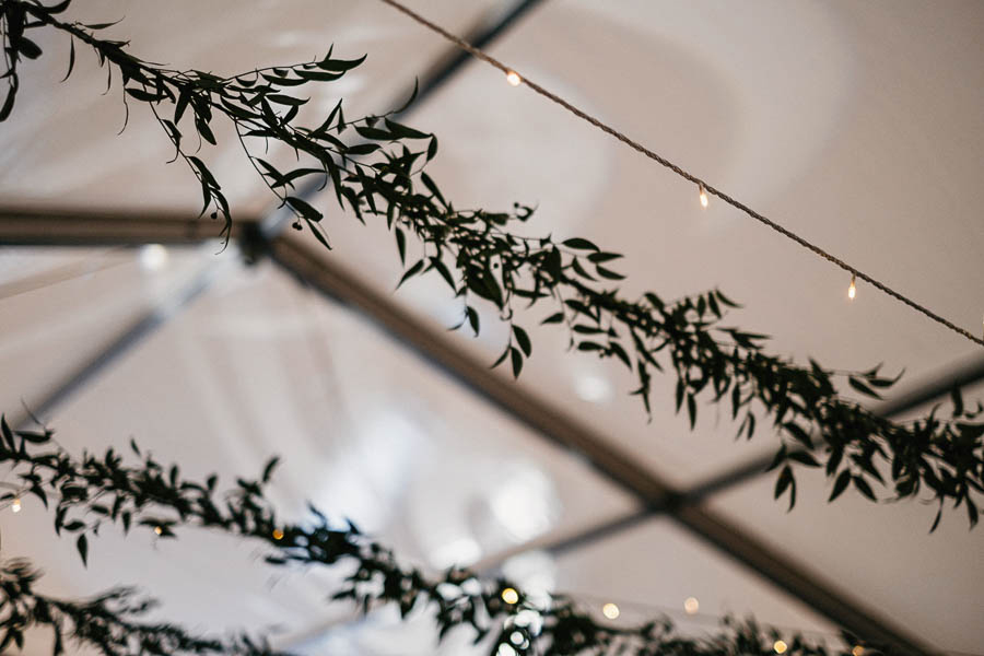 romantyczne wesele pod namiotem