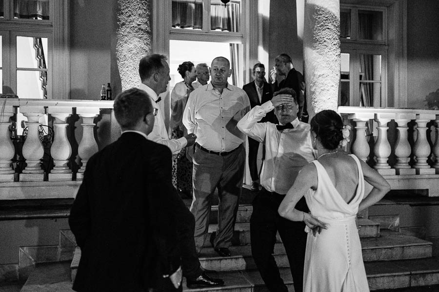 romantyczne wesele pod namiotem