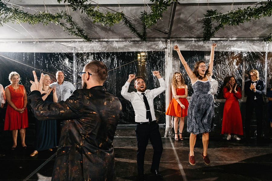 romantyczne wesele pod namiotem