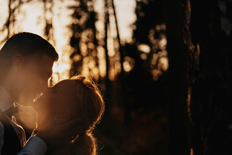 jesienna sesja ślubna