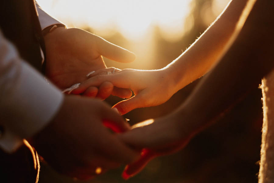 jesienna sesja ślubna