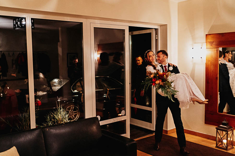 zacisze anny korcz wesele w pomiechowku