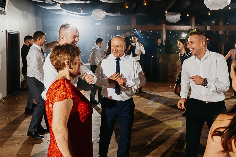 zacisze anny korcz wesele w pomiechowku