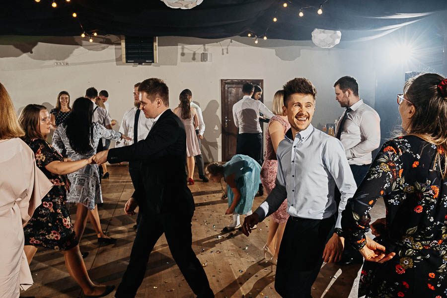 zacisze anny korcz wesele w pomiechowku